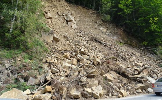 Започва укрепване на свлачището при 84-ти км на пътя Севлиево - Велико Търново