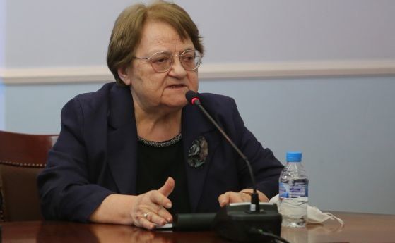 Проф. Аргирова: Омикрон е тройно по-заразен от предишните варианти
