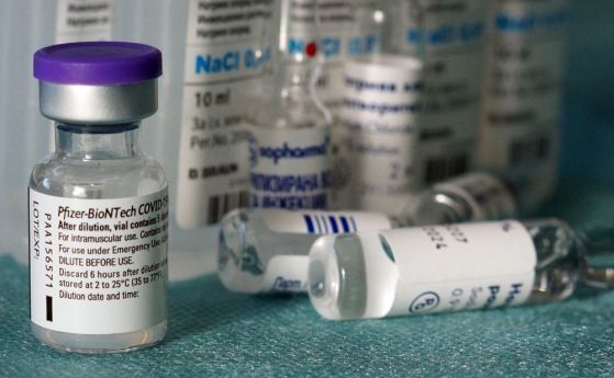 Бионтех: Омикрон няма да причини тежко заболяване при ваксинираните