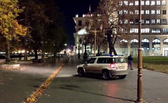Полицията блокира достъпа до сгради в Скопие заради сигнал за бомба (допълнена)