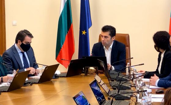 Първо заседание на кабинета 'Петков': Помощ за пострадалите от наводненията, зеленият сертификат за МС се отлага (обновена)