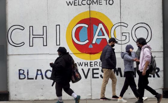 Само ваксинирани ще посещават барове и ресторанти в Чикаго