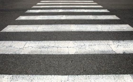 Блъснаха 14-годишно дете на пешеходна пътека в Плевен