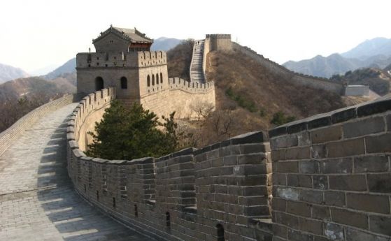 Част от Великата китайска стена се срути след земетресение