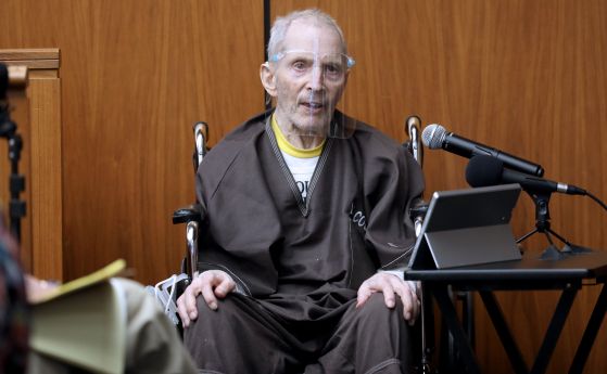 Милионерът убиец Робърт Дърст издъхна в затвора