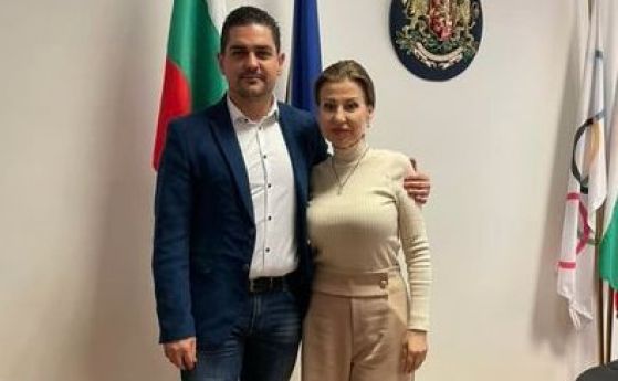 Мир: Илиана Раева и министър Василев се сдобриха
