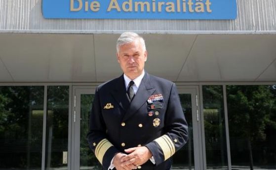Командващият ВМС на Германия подаде оставка след хвалби на Путин