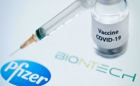 Pfizer и BioNTech започват изпитвания на ваксина срещу Омикрон