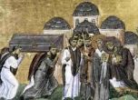 Босфорът почернял от посрещачи при връщането на мощите на св. Йоан Златоуст в Цариград