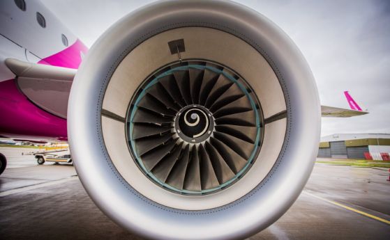 Wizz Air стартира полети от Варна и Бургас до Лондон Гетуик от юни