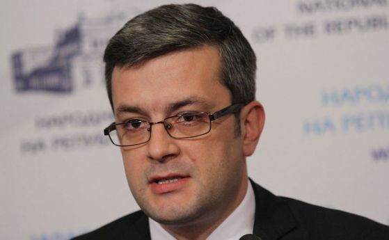 Тома Биков отговори на АЕЖ за наказателната отговорност за журналисти