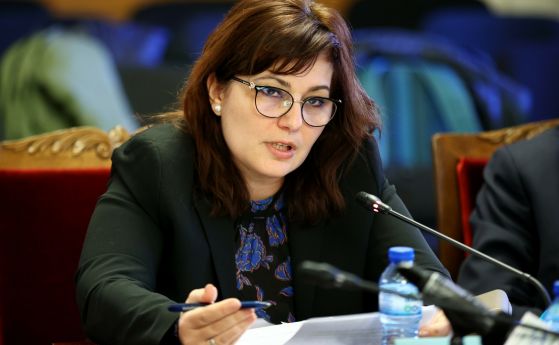 Сербезова свиква работна група, която да анализира приема на пациенти в Спешна помощ