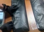 Задържаха бразилец с над 2 кг кокаин в куфара на летище София