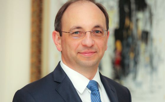 Компанията на Николай Василев предлага инвестиция в украински дълг с 10,7% лихва за 6 месеца