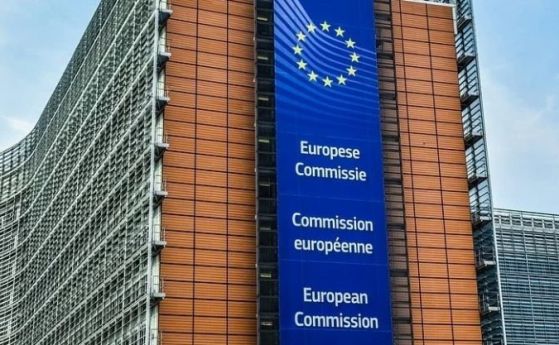 Еврокомисията предлага украинските бежанци да имат право на престой и работа в ЕС до 3 години