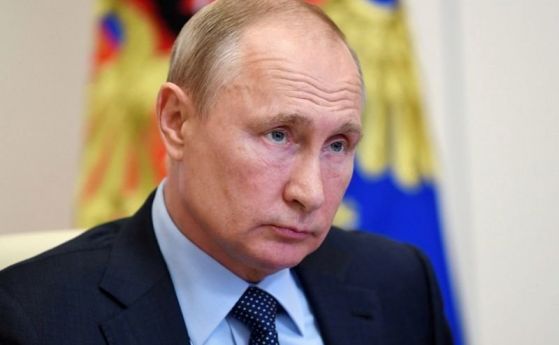Путин забрани на руснаците да правят валутни преводи към чужбина