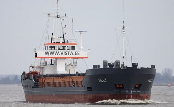 Естонски товарен кораб потъна край Одеса след експлозия
