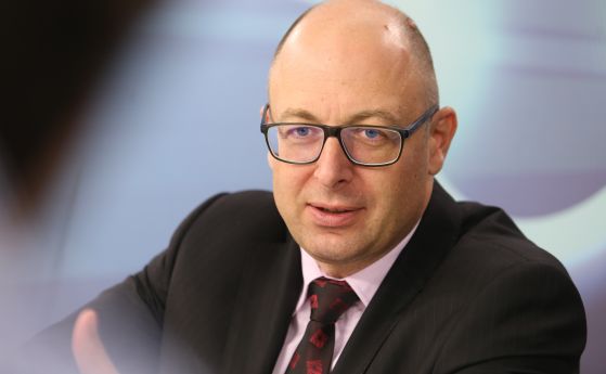 Йордан Божилов е назначен за заместник-министър на отбраната