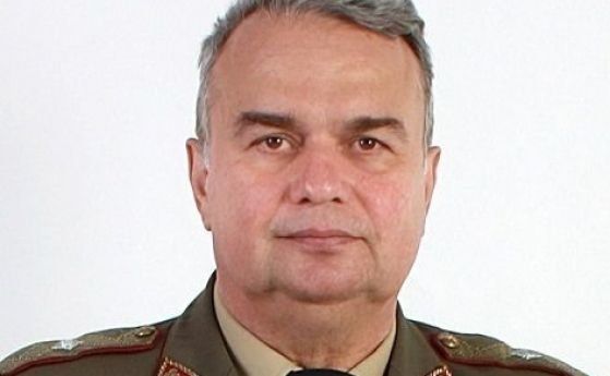 Обвиненият в шпионаж в полза на Русия български генерал остава под домашен арест