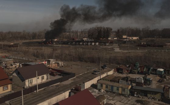 Интензивни боеве в покрайнините на Киев, руснаците са на 25 км от центъра