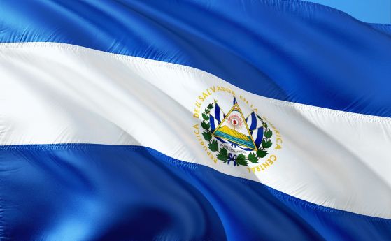 Ел Салвадор обяви извънредно положение заради над 70 убийства само през уикенда