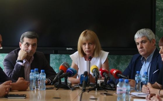 Президентите на Подкрепа и КНСБ при Фандъкова: вдигат с 10% заплатите в градския транспорт