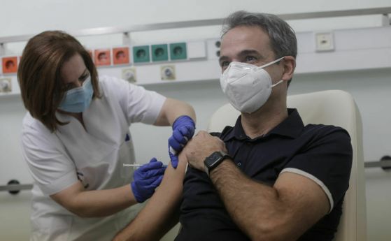 Гърция предлага втора бустерна доза на хората над 60 г.