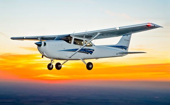 Малък самолет се разби в Австралия, пилотът загина