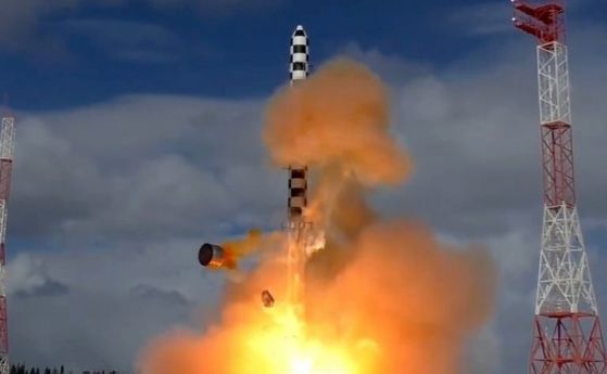 Русия изстреля нова междуконтиненталната балистична ракета и Путин заплаши с нея