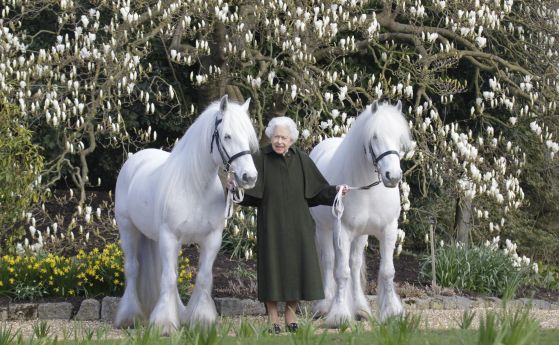 Кралица Елизабет II празнува 96-ия си рожден ден
