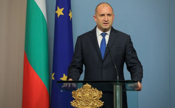 Президентът: Има политици, които са готови да заложат бъдещето на България за свои користни цели