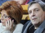 МВР на Русия обяви за издирване журналиста Александър Невзоров