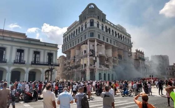 Взрив разруши един от емблематичните хотели в Хавана, има жертви