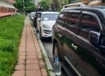 Стикери по коли на бежанци в Слънчев бряг: ще плащат за паркиране от 1 юни