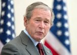 Буш определи войната в Ирак за брутална и неоправдана, после се поправи
