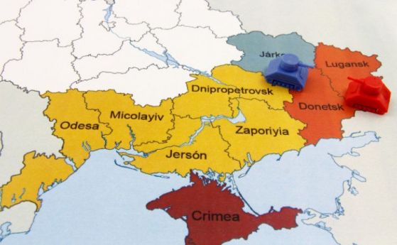 Руснаците прехвърлят много войски от Крим в региона на Запорожие