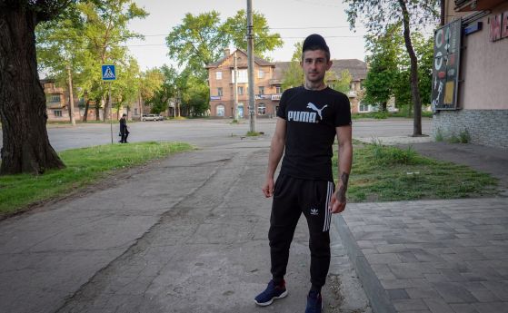 Бягство от свободата. Анатолий, който преплува река, за да спаси семейството си от руснаците