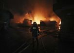 Най-малко 49 души загинали и над 100 ранени при пожар в склад в Бангладеш (обновена)