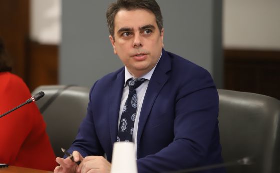 Василев очаква правителството утре да приеме актуализацията на бюджета