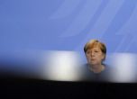 Меркел: Путин може би чакаше да напусна поста си, за да нападне Украйна