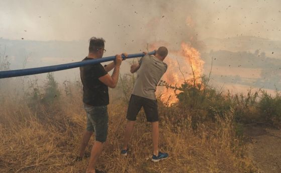 Горски пожари и рекордно високи температури в Испания