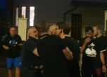 Спречкване между активисти на ВМРО и ГЕРБ пред дома на Борисов в Банкя (видео)