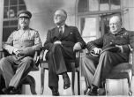 Съдбата на Кьонигсберг/Калининград се решава на Техеранската конферениция. Сталин пожелал областта, а Чърчил и Рузвелт не възразяват