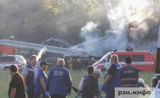 Руски транспортен самолет Ил-76 се разби на 500 метра от жилищни сгради в Рязан