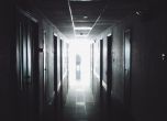 Болниците в страната: остър недостиг на специалисти, крепят се на работещи пенсионери