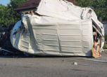 Двама загинали и четирима ранени след катастрофа с БГ автобус в Румъния