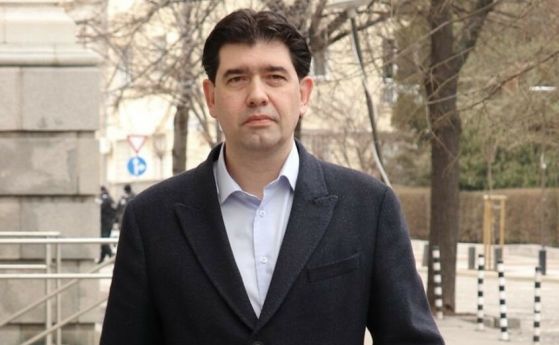 Иван Таков: БСП да преосмисли участието си в коалиция с партньори като Кирил Петков,