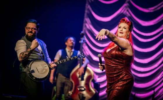 Postmodern Jukebox разходиха с век назад хиляди в НДК
