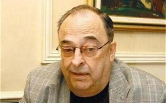 Почина бившият външен министър Виктор Вълков