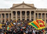 Подпалиха дома на премиера на Шри Ланка, президентът е в неизвестност от петък